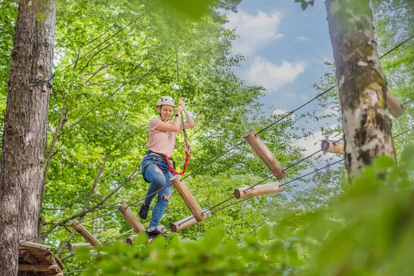 Happy Women Girl Female Gliding Climbing Extreme Road Trolley Zipline — Photo