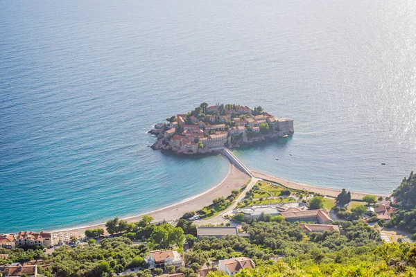 Sveti Stefan bir güzel yaz günü, Karadağ Island'da Budva'nın. Güzel yerler.