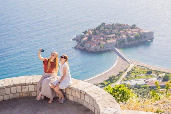 Two Woman Tourist Background Beautiful View Island Stephen Sveti Stefan — Stockfoto