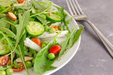Taze Yeşil Yapraklı Sebze Salatası Sağlıklı Yemek Fotoğrafı