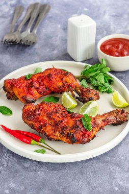 Tılsımlı Tandır Tavuk Bacağı Dikey Fotoğraf, Hint Kızarmış Tavuk Fotoğrafı