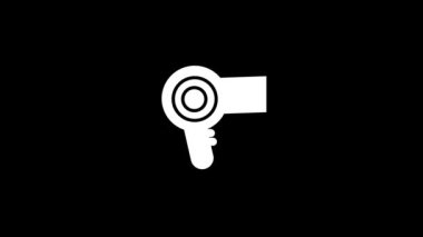 Siyah arka planda beyaz saç kurutma makinesi resmi. Kafasında saç bakımı var. Projeniz için dinamik tarzda görüntüler. Hareket grafikleri ve birleşikliği için 4K video animasyonu