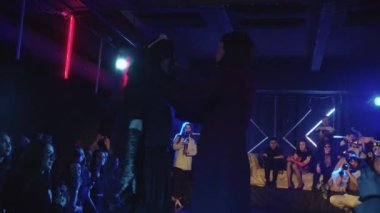 RUSSIA, KAZAN 20-02-2022: Kulüpte kostüm partisi