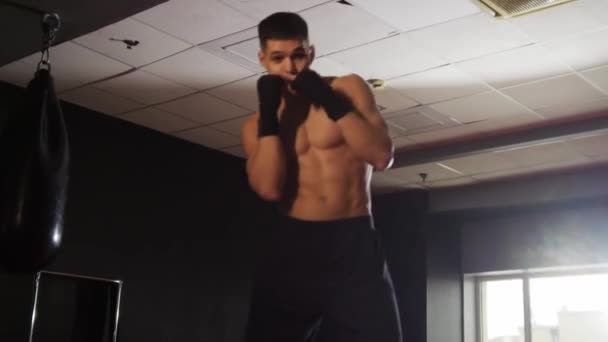 Box Training Shirtless Fit Man Showing Dodging Moves Mid Shot — Stockvideo