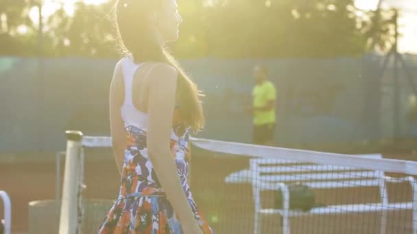 2022 Turkey Antalya Woman Man Greet Each Other Tennis Court — Vídeo de Stock
