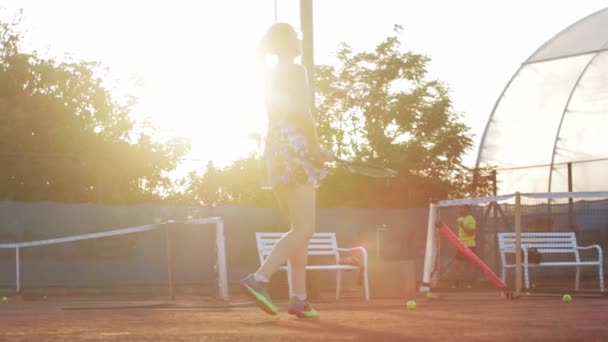 2022 Turkey Antalya Woman Playing Tennis Sunset Mid Shot — Stok Video