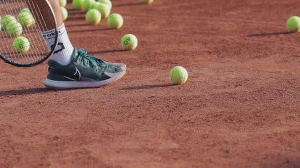 2022 Turkey Antalya Young Man Playing Tennis Balls Lying Court — Stockvideo