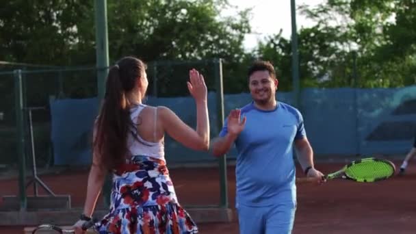 2022 Turkey Antalya Man Woman Gives Each Other High Five — Wideo stockowe