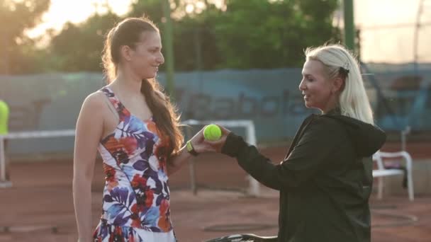 2022 Turkey Antalya Woman Her Tennis Coach Looks Camera Portrait — Stok video