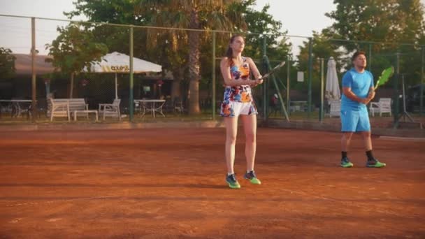 Young Man Woman Tennis Training Mid Shot — Wideo stockowe