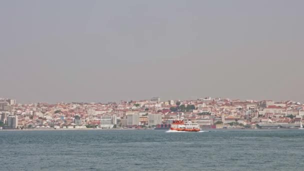 Lisbona Portogallo 0510 2022 Grande Traghetto Turistico Che Attraversa Porto — Video Stock