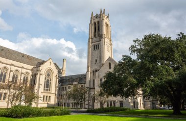 Houston, Teksas, ABD - 27 Aralık 2016. Houston 'daki St. Pauls Metodist Kilisesi' nin dış görünüşü, TX