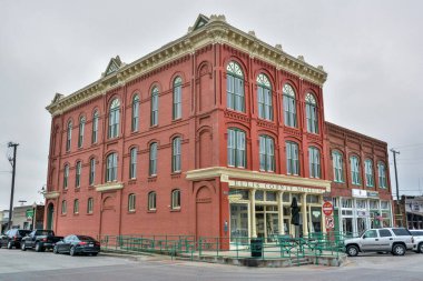 Waxahachie, Teksas, Amerika Birleşik Devletleri - 21 Ocak 2017. Waxahachie, TX 'teki Ellis County Müzesi' nde arabalı tarihi bina.