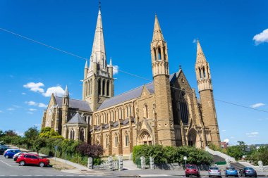 Bendigo, Victoria, Avustralya - 27 Şubat 2017. Bendigo 'daki Sacred Heart Katedrali' nin dış görünüşü..