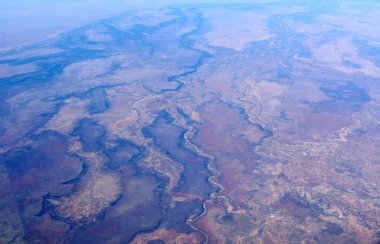Avustralya kırsalındaki çöl manzarası.