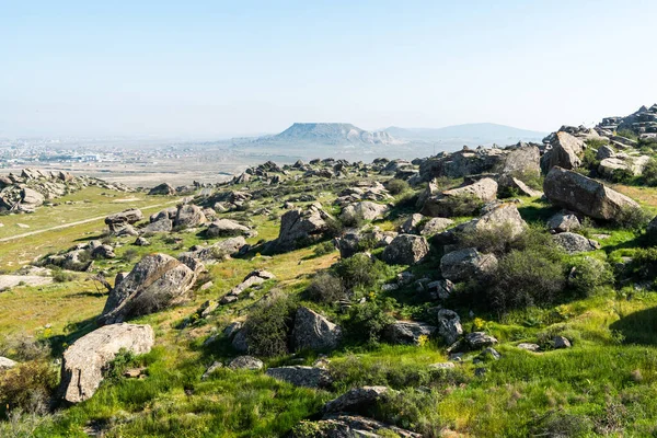Paisaje Zona Kichikdash Gobustan Azerbaiyán Con Pilas Rocas —  Fotos de Stock