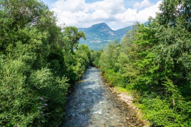 Güney Tyrol, İtalya 'da Lana belediyesinde akan dağ deresi.