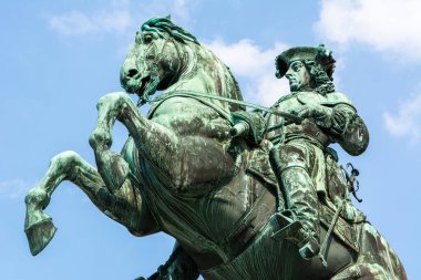 Viyana, Avusturya - 3 Haziran 2017. İmparator I. Franz Josef 'in anıtı Viyana' daki Josefsplatz Meydanı 'nda. Heykel 1795 ve 1807 yılları arasında dikildi.