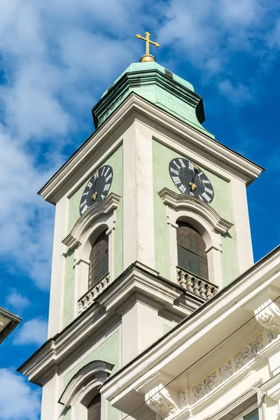 オーストリアのリンツ 2017年5月25日 リンツのオルタードム教会の塔 玉ねぎドームと — ストック写真