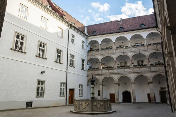 Linz Austria May 2017 Courtyard Landhaus Building Linz Bronze Planet — Stock Photo, Image