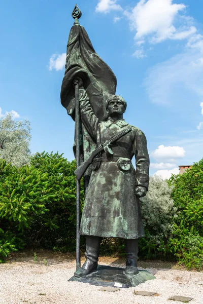 Budapeszt Węgry Czerwca 2017 Pomnik Sowieckiego Żołnierza Armii Wyzwolenia Memento — Zdjęcie stockowe