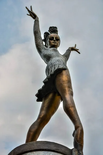 Moskwa Rosja Czerwca 2017 Pomnik Radzieckiej Tancerki Baletowej Mai Pliseckiej — Zdjęcie stockowe