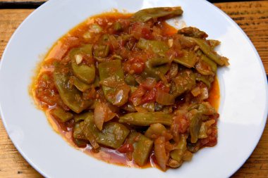 Plate of pickle roasting (tursu kavurma) in the Black Sea region of Turkey.
