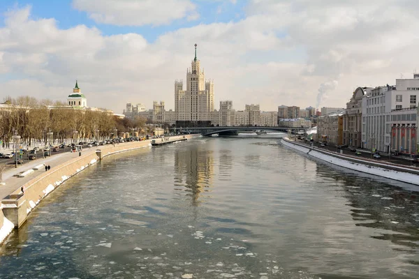 Moscow Russia March 2018 View Moscow River Kotelnicheskaya Embankment Building — Stock Photo, Image