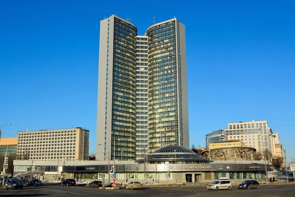 러시아 모스크바 2018 모스크바에 건물의 러시아 정부가 점유하고 있으며 이전에는 — 스톡 사진