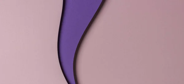 Δημιουργική αφηρημένη παστέλ ροζ και μοβ χρώμα γεωμετρικό σχήμα χαρτί σύνθεση banner φόντο, top view — Φωτογραφία Αρχείου