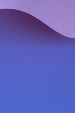 Soyut mavi dalga, mor, çok peri rengi kağıt. Işık ve gölgeli yaratıcı geometrik kavisli kağıt. Kopya alanı ile soyut geometri dikey arkaplanı