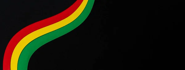 Abstrato geométrico preto, vermelho, amarelo, fundo cor verde. Black History Mês cor de fundo com espaço de cópia para texto — Fotografia de Stock