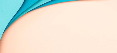 Soyut renk kağıtları geometri düz kompozisyon arkaplan mavi renkli eğri çizgiler ve pembe arkaplan şekilleri ile