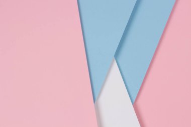 Açık mavi, pembe ve beyaz renklere sahip soyut geometrik renkli kağıt dokusu.