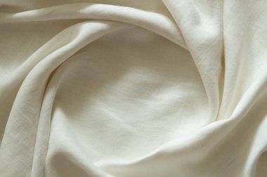 Beyaz buruşmuş kumaş dokusu arka planı. Doğal keten organik eko tekstil tuval arka planı
