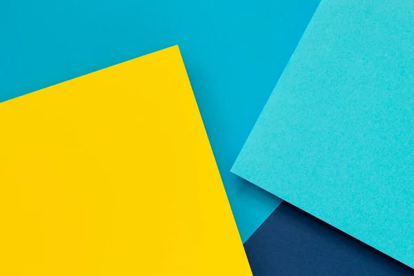 Abstrakt Färg Papper Geometri Platt Låg Komposition Bakgrund Med Blå — Stockfoto