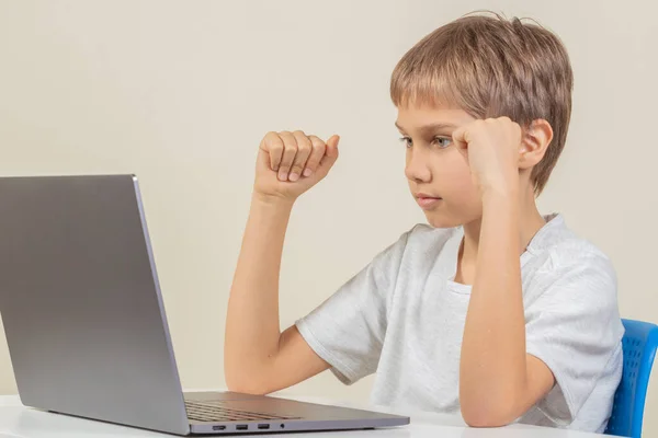 Boy Looking Laptop Computer Monitor Waiting Tension Online Result Hope — Foto Stock