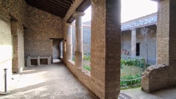 ポンペイ カンパニア イタリア 2021年10月14日 ポンペイ考古学公園のカサ デッラ エウロパのポルティコの概要 — ストック動画