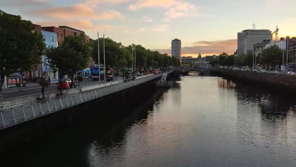 Dublin Ireland September 2021 Liffey Riverside Overview Penny Bridge Dawn — Stock Video