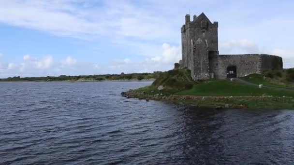 Kinvara Condado Galway Irlanda Septiembre 2021 Descripción General Del Castillo — Vídeos de Stock