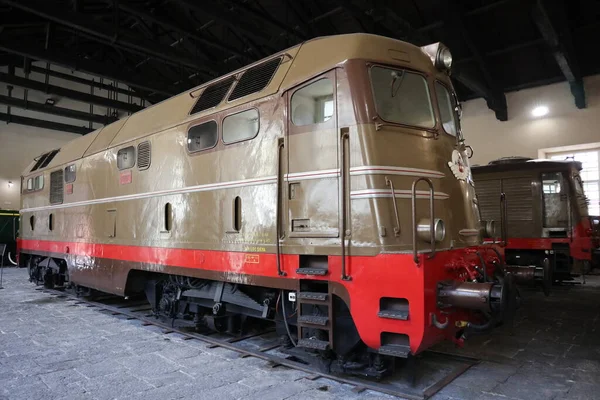 Portici Campania Itália Agosto 2021 Locomotiva Óleo Exposição Museu Nacional — Fotografia de Stock