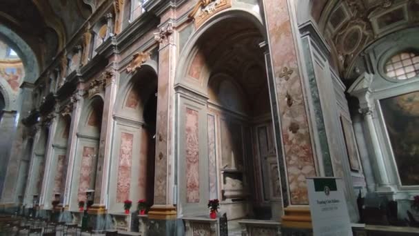 Νάπολη Καμπανία Ιταλία Δεκεμβρίου 2021 Επισκόπηση Του Εσωτερικού Του Ναού — Αρχείο Βίντεο