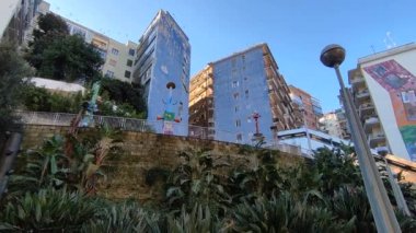 Napoli, Campania, İtalya - 17 Ocak 2022: Kurtarıcı Rosa metro istasyonunun dış görünümü