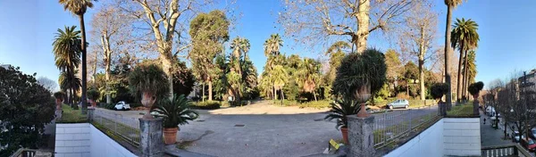 意大利那不勒斯 坎帕尼亚 2022年1月19日 那不勒斯植物园 Real Orto Botanico 的全景照片 建于1807年 毗邻Foria的Real — 图库照片