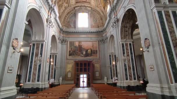 Nápoles Campania Italia Febrero 2022 Panorámica Del Interior Basílica Santa — Vídeos de Stock