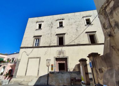Procida, Campania, İtalya - 1 Ekim 2021: 17. yüzyılda Terra Murata köyünde kurulan eski Yetimler Konservatuarı
