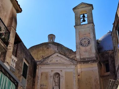 Procida, Campania, İtalya - 1 Ekim 2021: 16. yüzyıl San Michele Arcangelo Manastırı Terra Murata köyünde