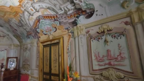 ナポリ カンパニア イタリア 2022年2月22日 記念碑的な複合体サン グレゴリオ アルメニアの18世紀のサロット デッラ バデッサの概要 — ストック動画