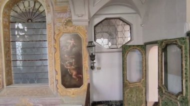 Napoli, Campania, İtalya - 22 Şubat 2022: San Gregorio Armeno anıtsal kompleksinin Santa Maria dell 'Idria Şapeli
