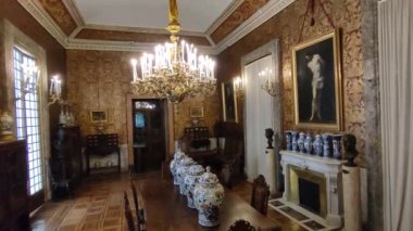 Napoli, Campania, İtalya - 28 Şubat 2022: Riviera di Chiaia 'daki 19. yüzyıl Villa Pignatelli' nin iç odaları